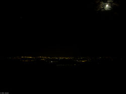 Montpellier sous la lune