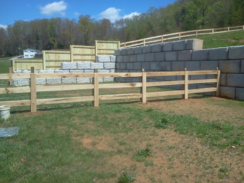 Easttnfencing Com Backyard Borders Fence Company Custom Wood Fences