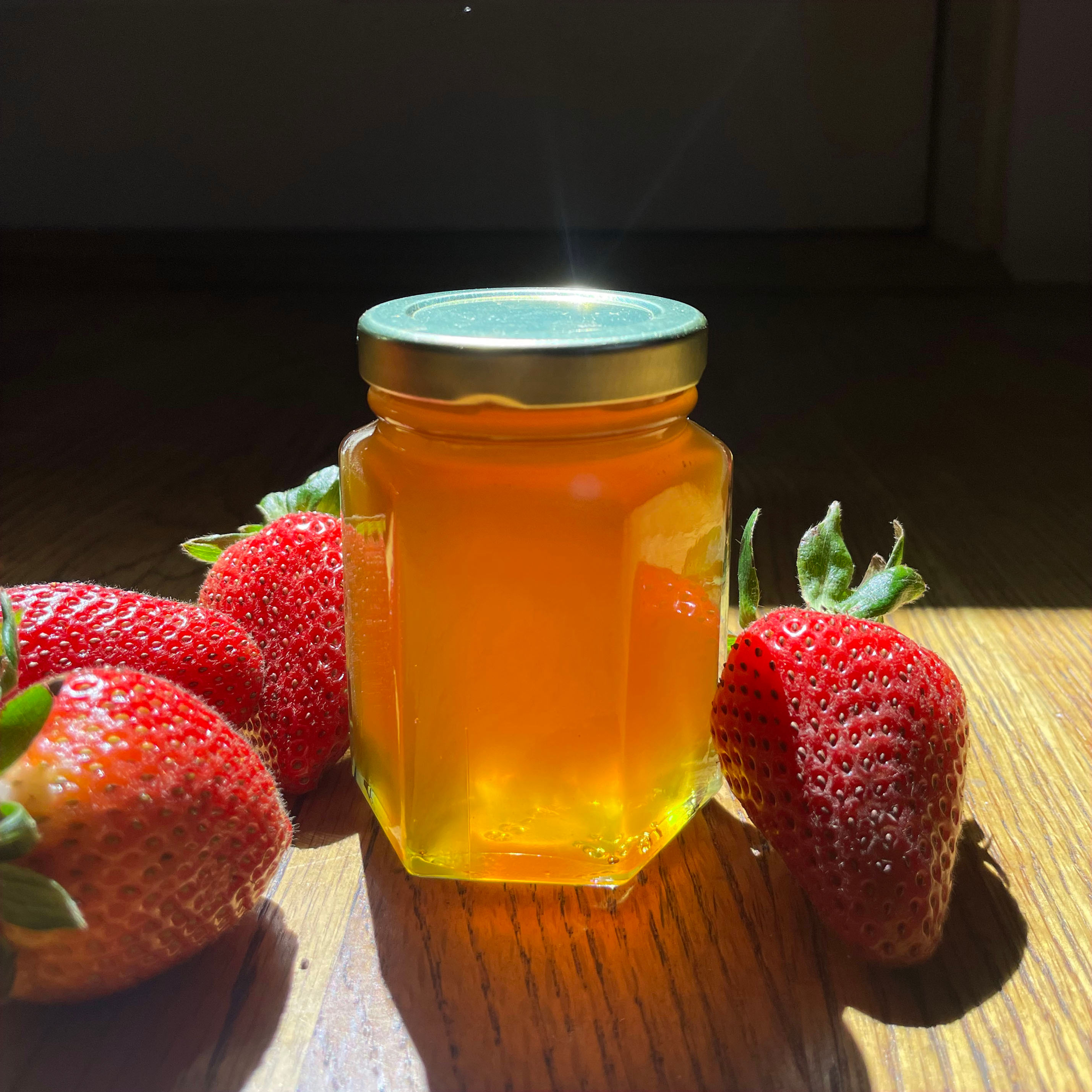 Strawberry Fields Honey 5.5 oz