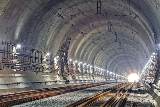 Tunnel.jpeg
