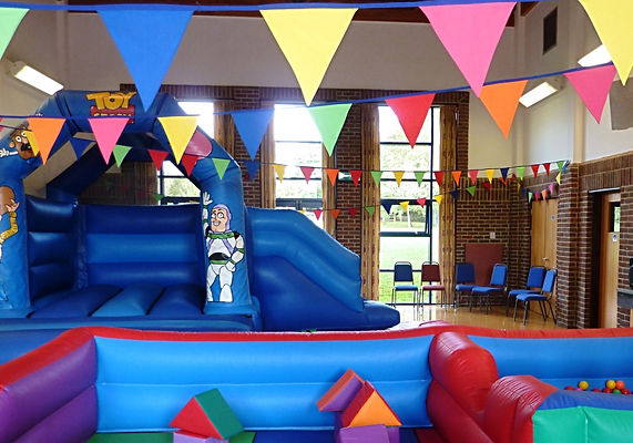 Capture all the fun of the fair with our brightly coloured Carnival bunting.