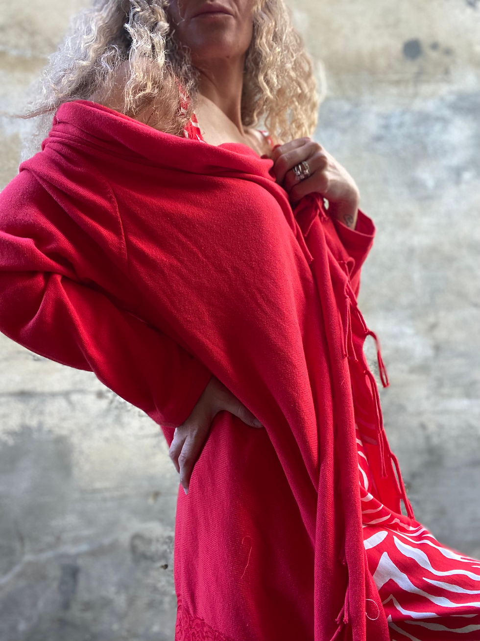 Miniatura: Cardigan frangia fragola