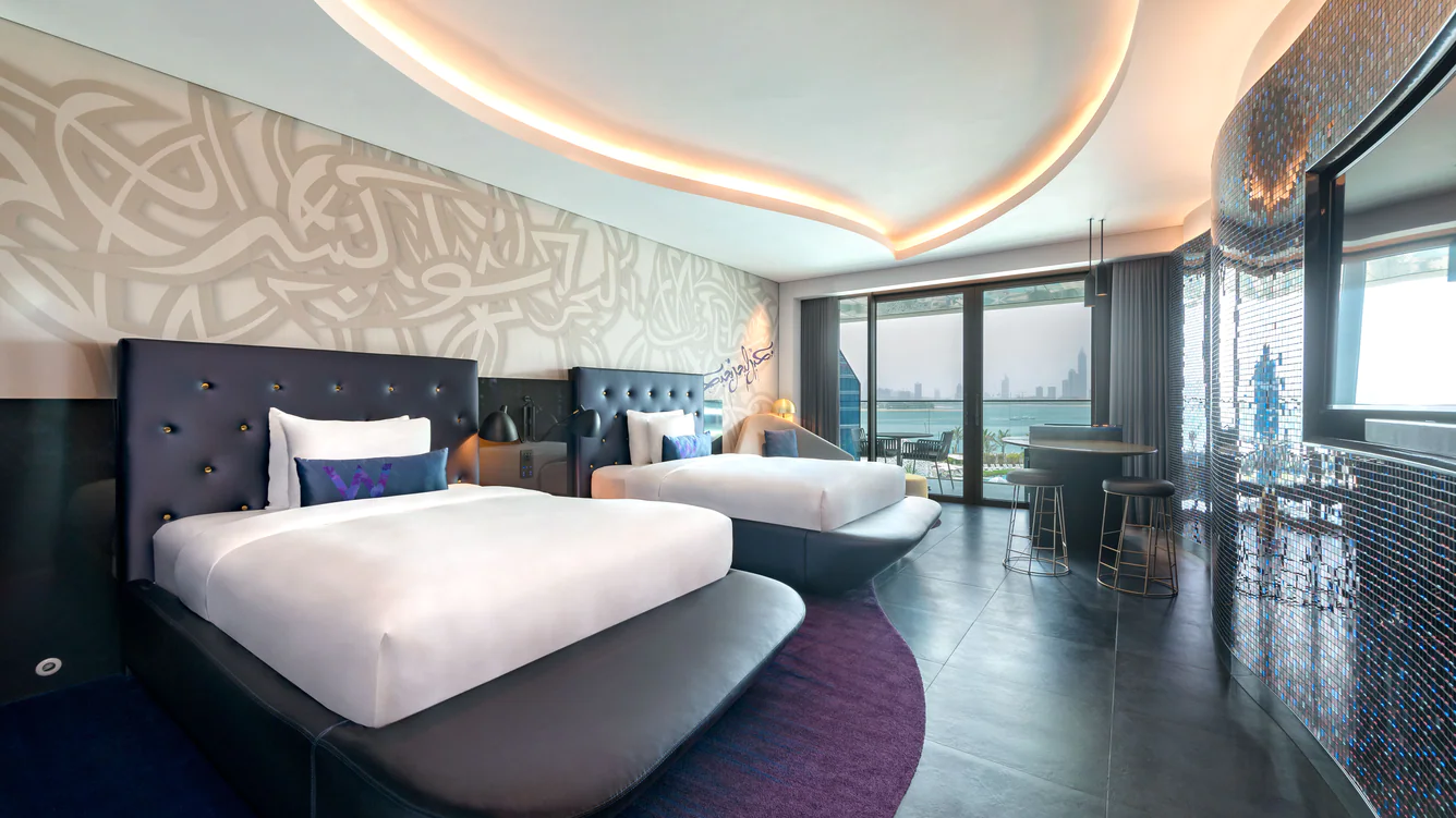 SPECTACULAR ROOM