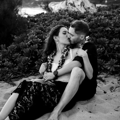 A Shipwreck Beach Elopement with Daniel & Isabela