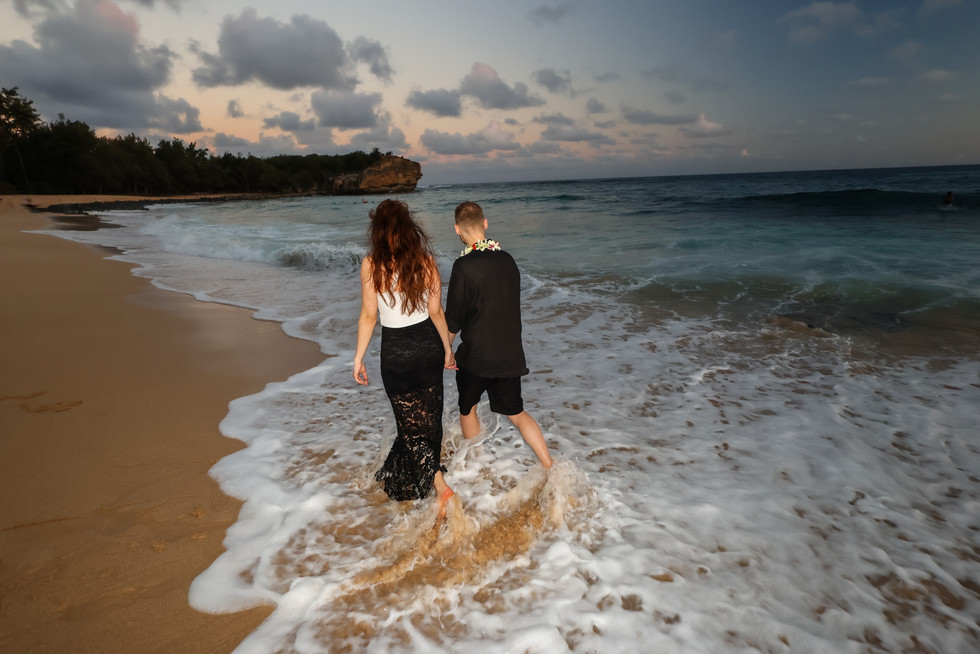 A Shipwreck Beach Elopement with Kauai wedding photographer Keith Ketchum