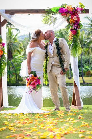 A Smith's Tropical Paradise Wedding with Carson & Casey, kauai wedding photography, kauai wedding photographer, kauai wedding, smith's tropical paradise wedding, 