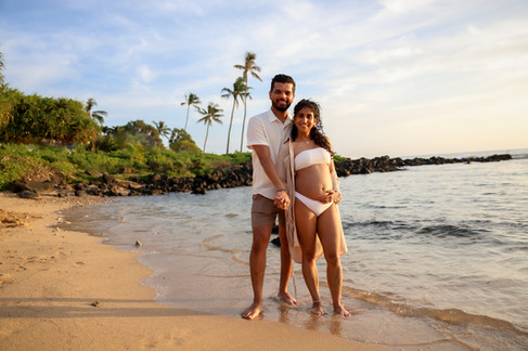 kauai maternity photos, kauai maternity session, maternity photography kauai, kauai photographer, kauai pregnancy photos, kauai pregnancy photo shoot, best maternity photographer kauai,