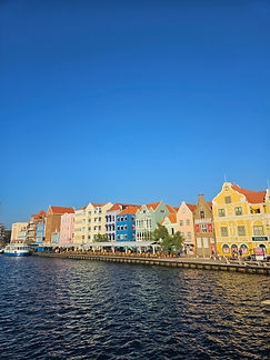 Curacao__63c665aa85e348f99cac3f0d2795c574_1447.jpeg