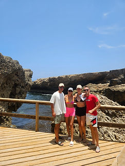Curacao__63c665aa85e348f99cac3f0d2795c574_824.jpeg