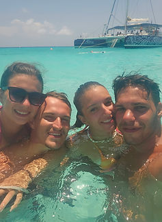 Curacao__63c665aa85e348f99cac3f0d2795c574_1862.jpeg