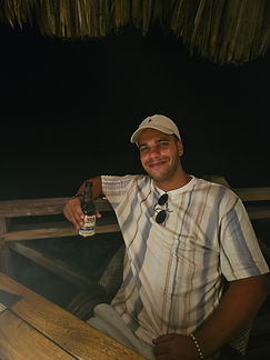 Curacao__63c665aa85e348f99cac3f0d2795c574_1516.jpeg