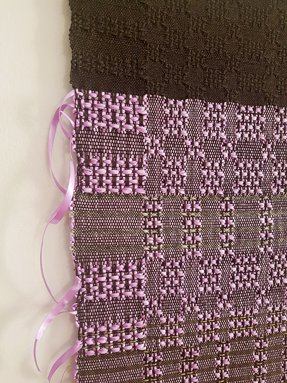 Thumbnail: Purple ribbons