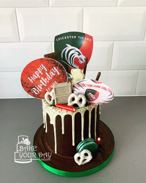 Leicester Tigers Fan Drip Cake.jpeg