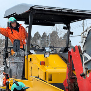 国道初！ホタテの貝殻を利用した舗装
