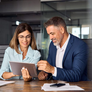 The Power of Serving Versus Selling: Servant Sales Leadership