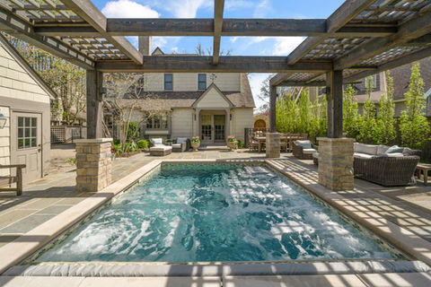 Kensington Dr, Upper Arligton Pergola Painting