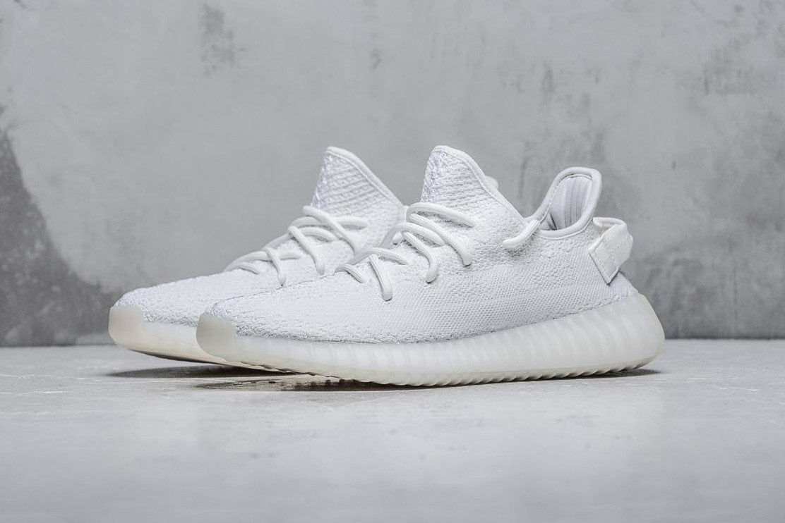 Yeezy 350 V2