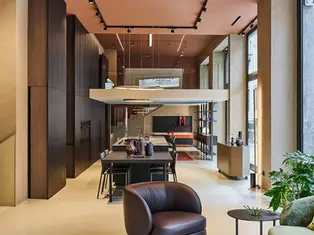Interno del flagship store Alf DaFrè di Milano con ambienti arredati e soluzioni coordinate