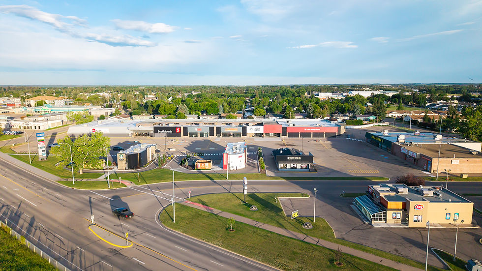 KDI-Lacombe-03 Regular.jpg