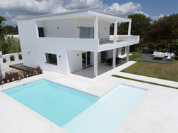 Villa in Kiwengw