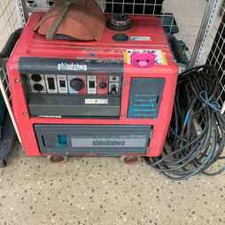 ☆新ダイワ 溶接機入荷 EGW151MS