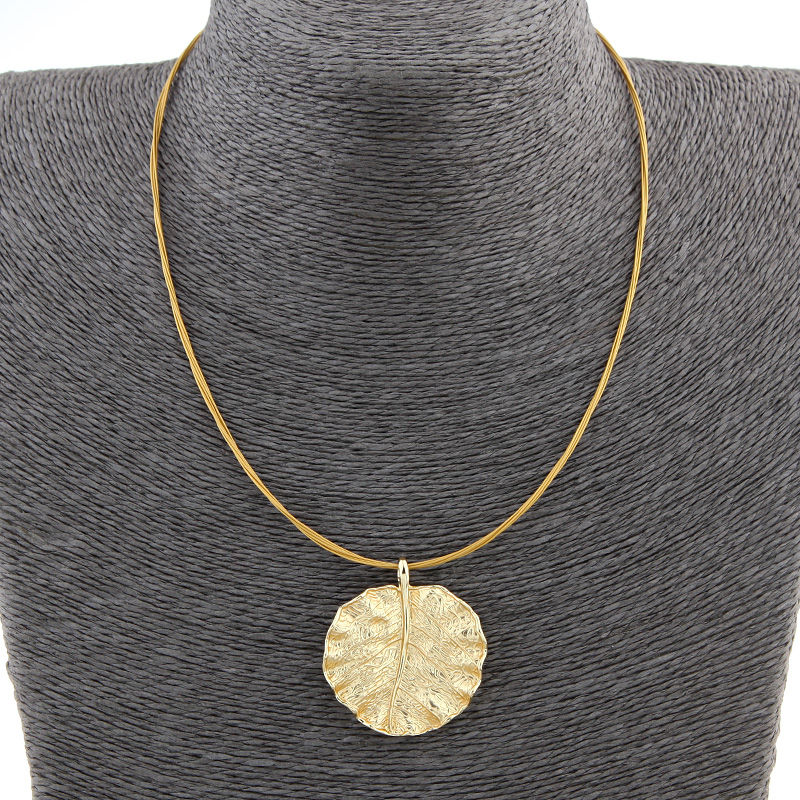 Thumbnail: Monstera leaf