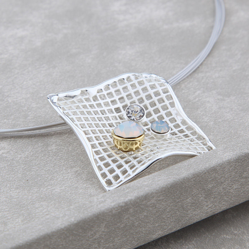 サムネイル： Net of Jewels