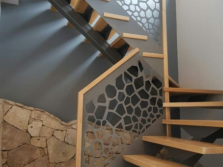 Báo giá cầu thang sắt nghệ thuật mới nhất hiện nay