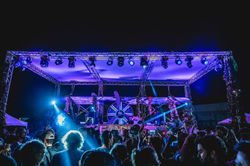 34506008_1942391939125809_51947139260502