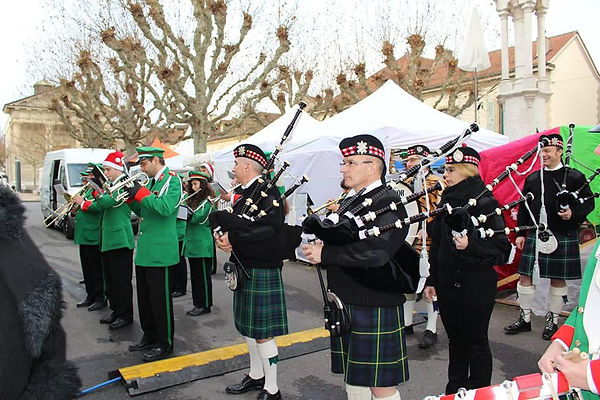 musique municipale de carouge en 2002 première sortie des cornemuses