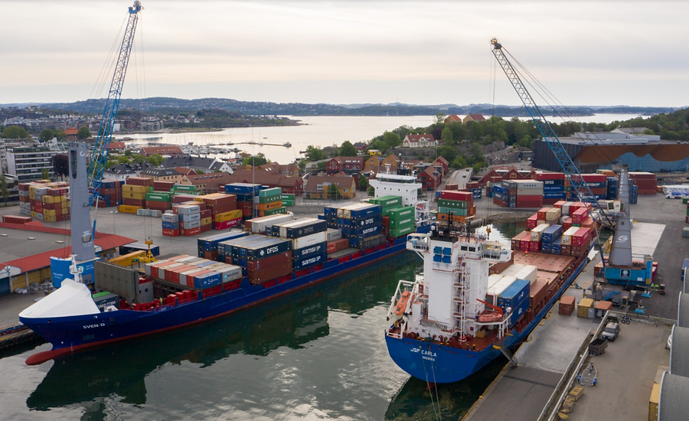 Containerhavna ved Lagmannsholmen, foto Kristiansand Havn