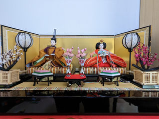 お雛様をお飾りしました