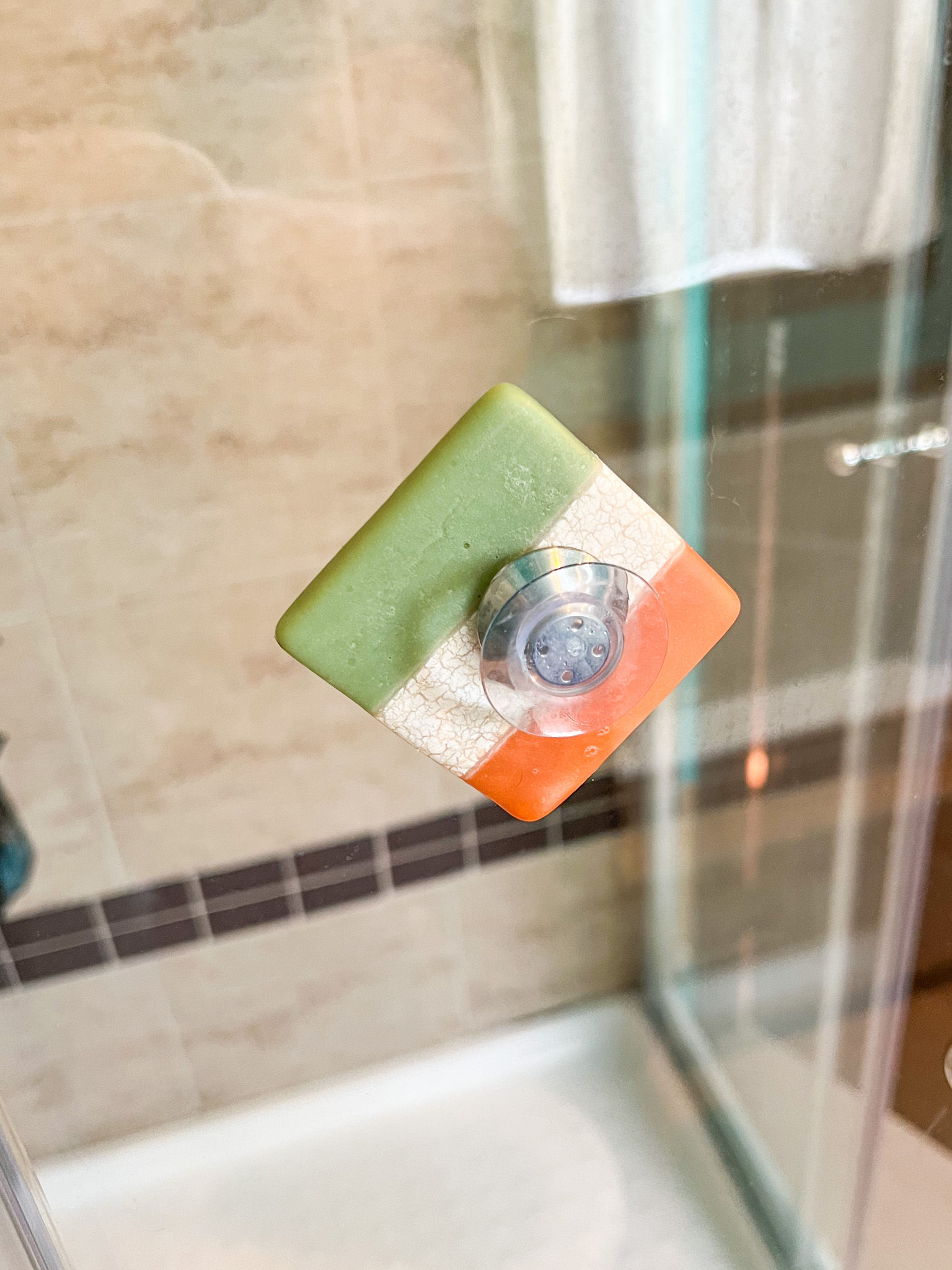 PORTE SAVON AIMANTÉ