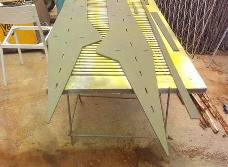 Fabricação da quilha e ferragens inox