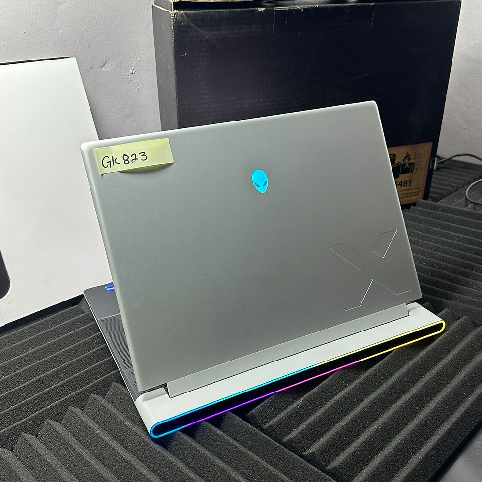 Miniatura: Alienware X16 R2 / i7 13700H / RTX 4070 / 1TB SSD Nvme / 16GB RAM DDR5