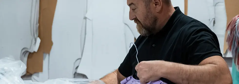 Hay diseñadores que trabajan para el mercado y hay diseñadores que trabajan para las personas. Antonio Gallego, al frente de Berduque, pertenece al segundo grupo.