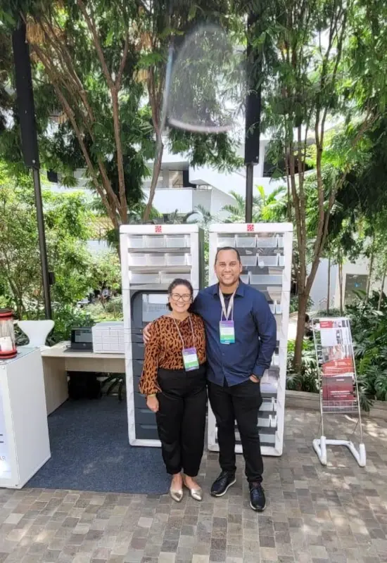 Ms. Lorena Guimarães (Sírio Libanês Hospital Central Pharmacy Coordinator) visiting us at Albert Ein