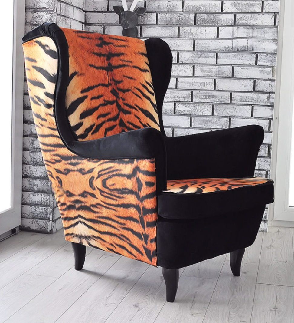 Thumbnail: Massive armchair tiger pattern