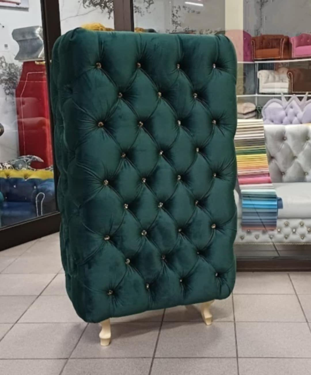 Chesterfield reception custom made 115x68cm