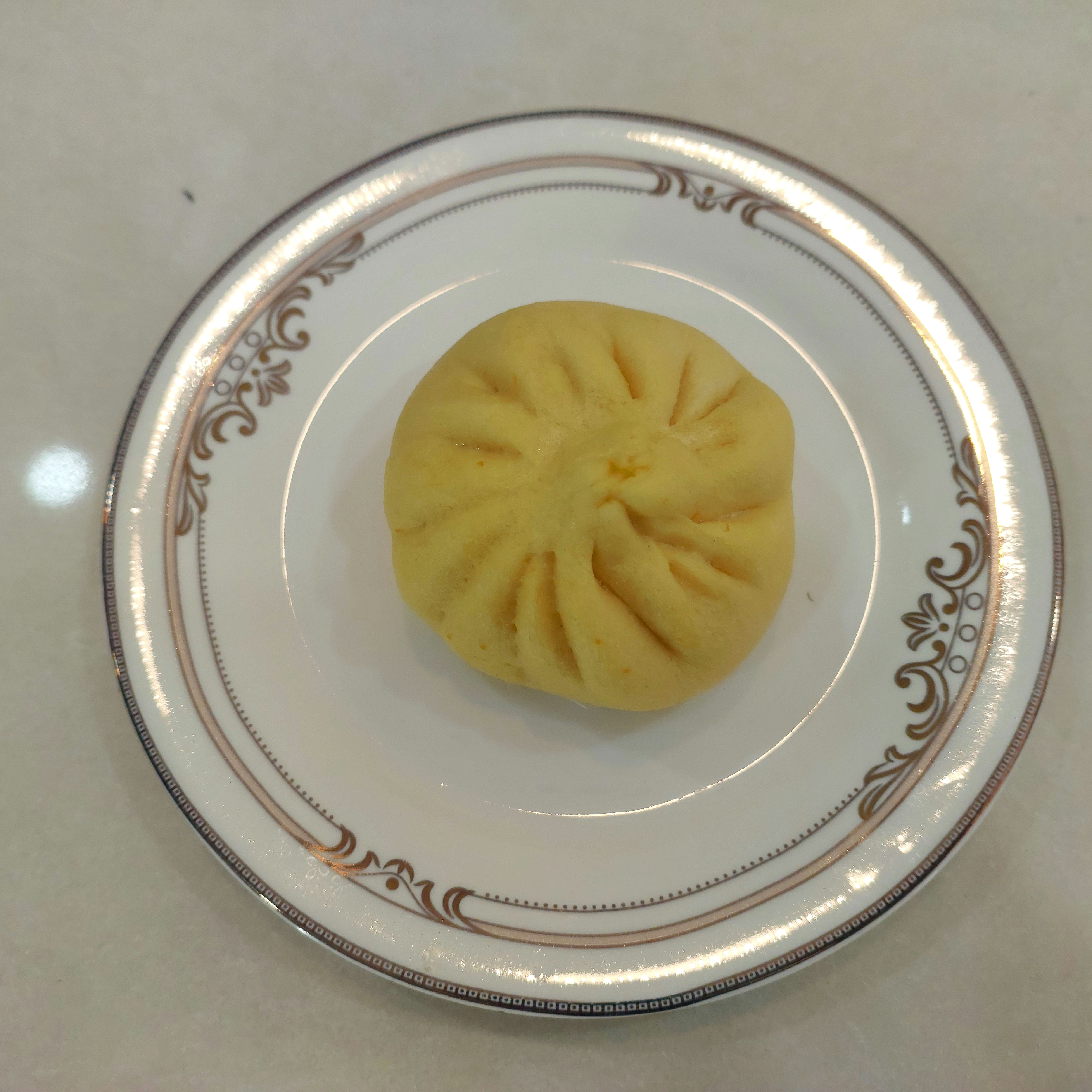 Pumpkin with Cheese Pao (南瓜芝士包)