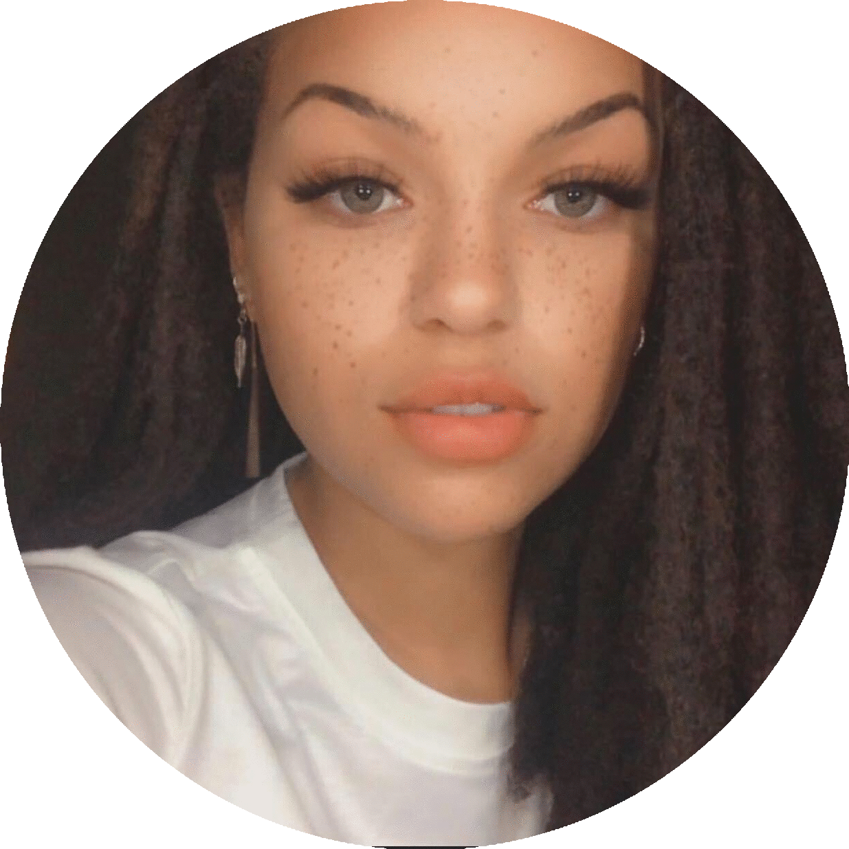Annie in Circle 2.gif
