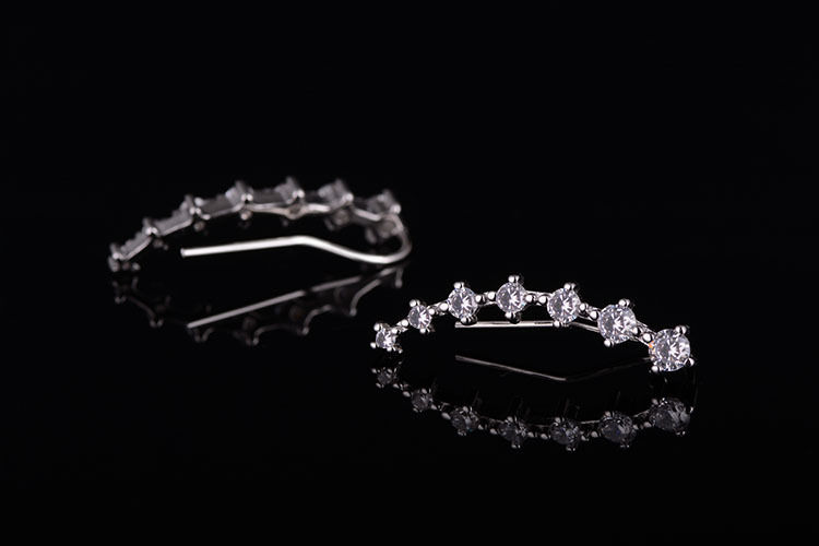 Miniature : New Arrival Hot Sell Fashion Shiny Crystal 925 Silver Needle Ladies Stud Earring
