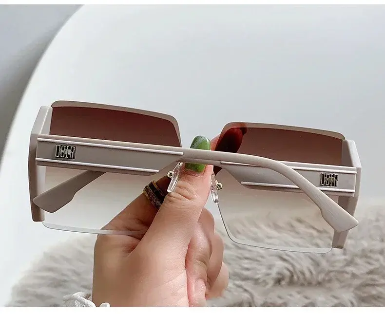 Miniature : 2025 New Frameless Vintage Square Sunglasses Woman Shiny Gradient Mirror Sun Gla