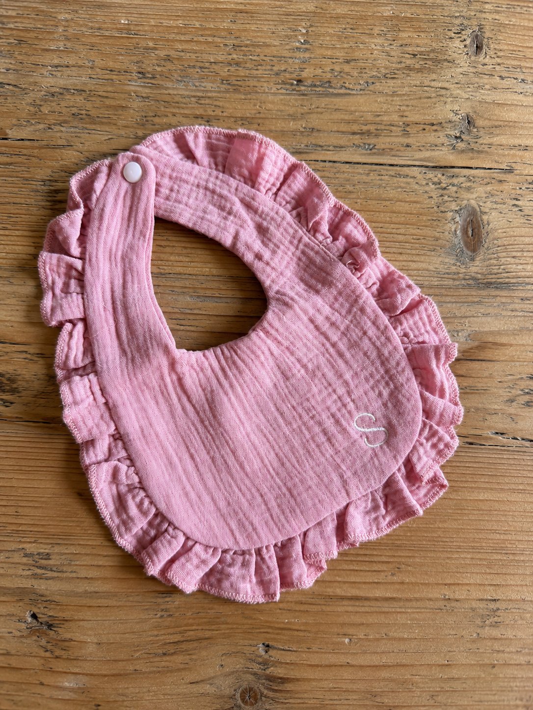 S Ruffle Baby Bib