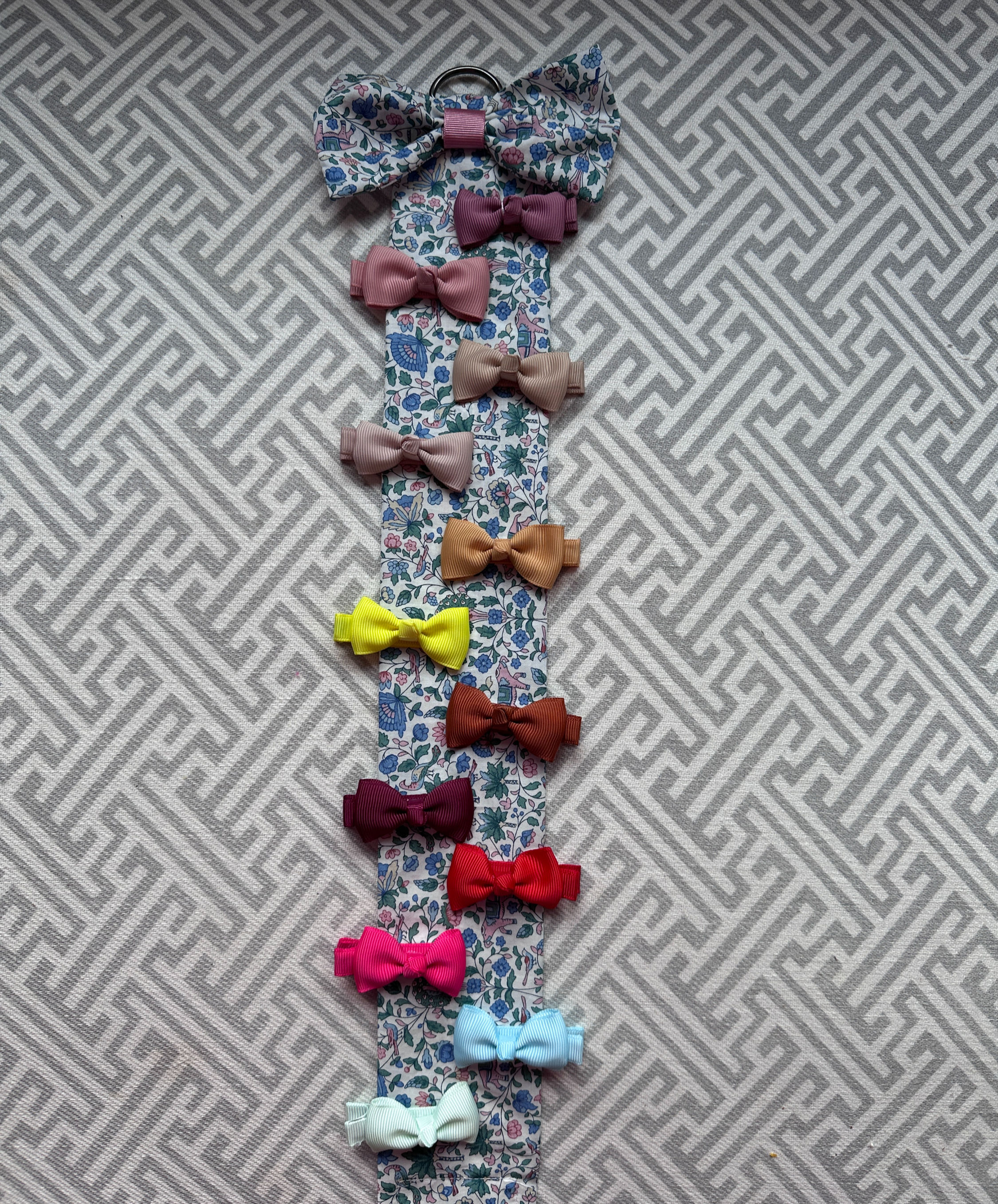 India Liberty Bow Holder & Bows