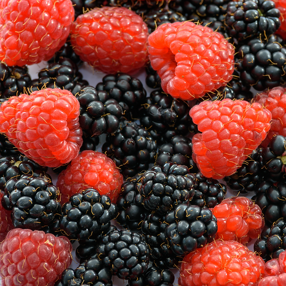 Framboises mûres.png
