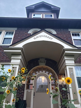 Havencrest name on the portico