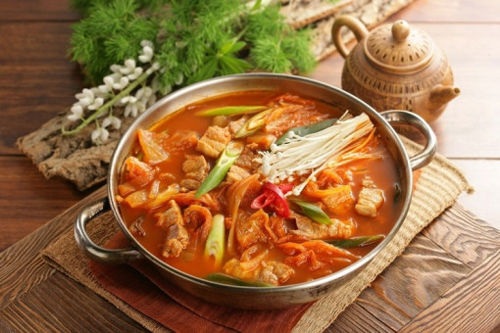 섬네일: WOW! Kimchi-jjigae