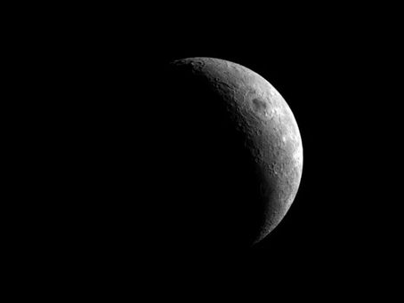 La nave espacial Orion sale de la esfera de influencia lunar