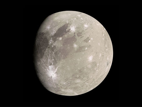 La luna de Júpiter, Ganímedes, alberga más agua que la Tierra